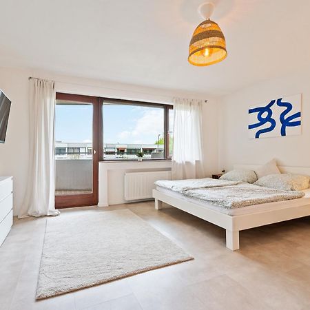 Idyl Kostenloser Privat-Parkplatz Wifi Smarttv Balkon ルートヴィヒスブルク エクステリア 写真