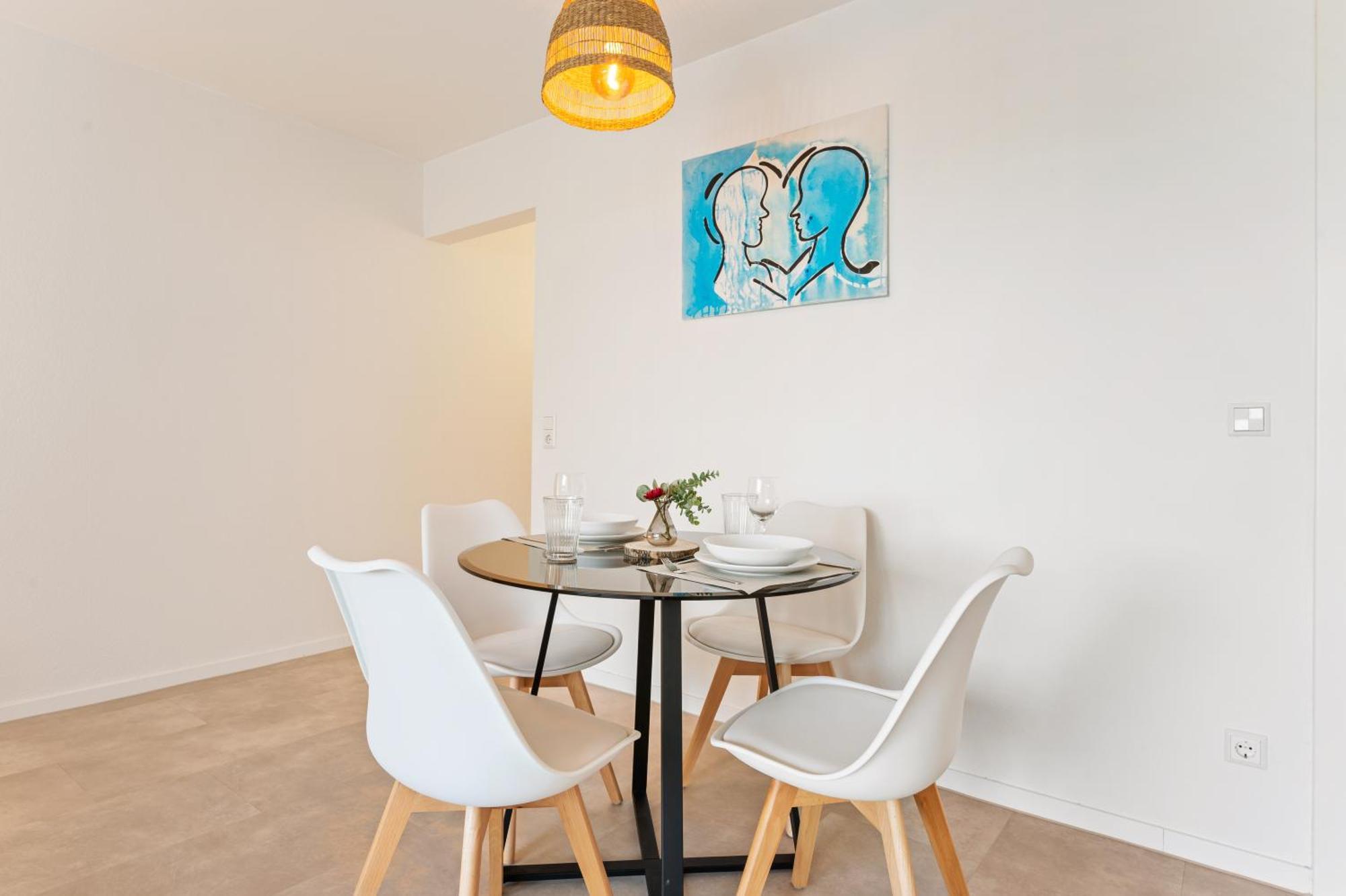 Idyl Kostenloser Privat-Parkplatz Wifi Smarttv Balkon ルートヴィヒスブルク エクステリア 写真