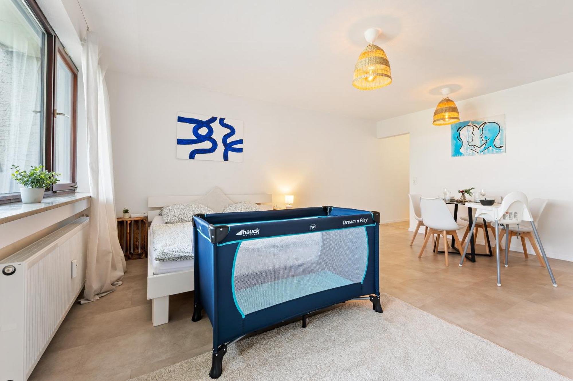 Idyl Kostenloser Privat-Parkplatz Wifi Smarttv Balkon ルートヴィヒスブルク エクステリア 写真