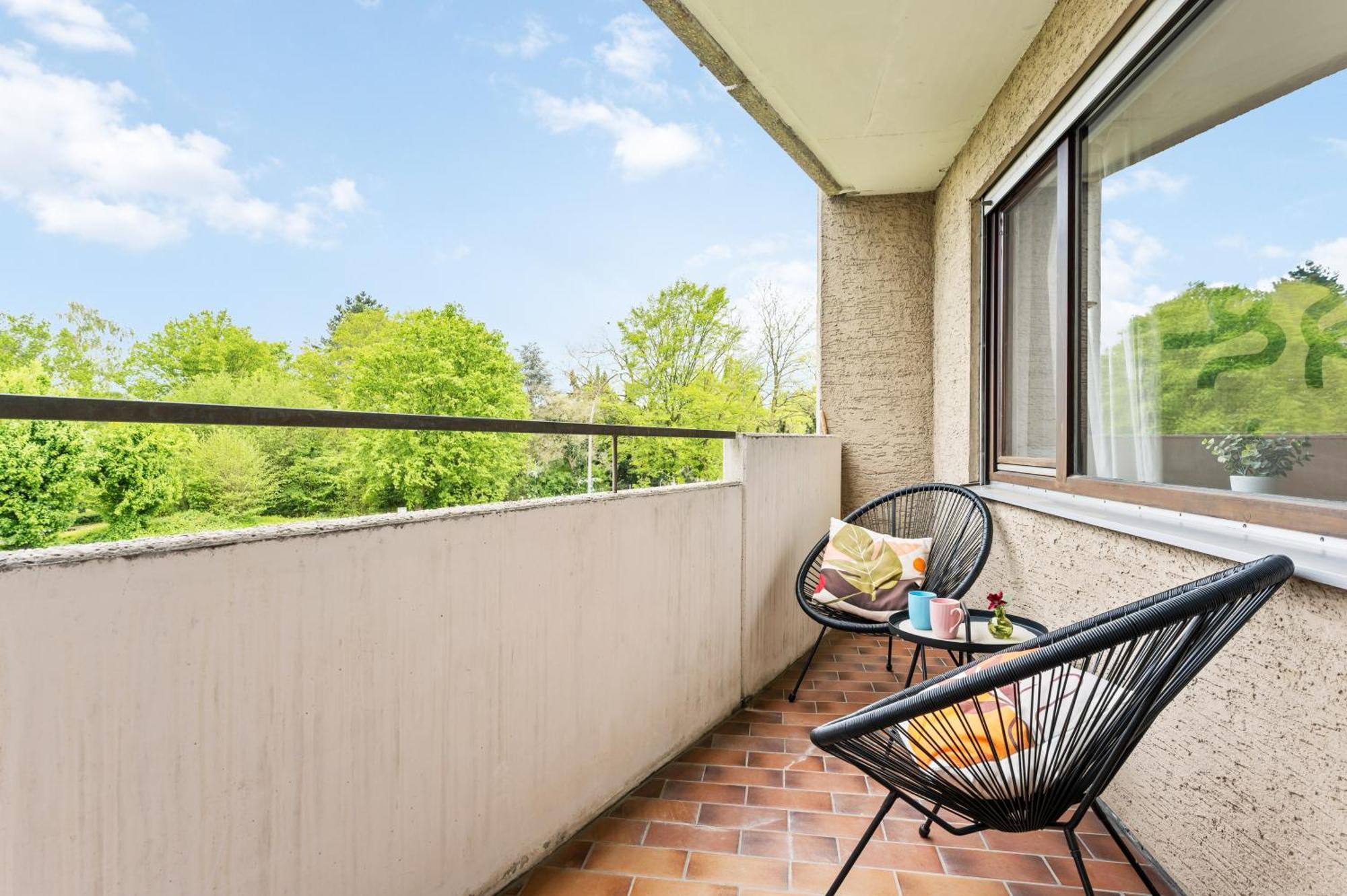 Idyl Kostenloser Privat-Parkplatz Wifi Smarttv Balkon ルートヴィヒスブルク エクステリア 写真